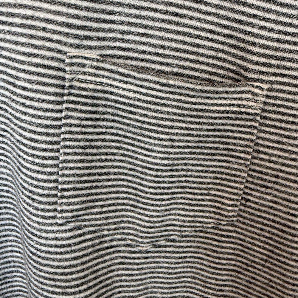 💋Albion Gray T‎ Shirt 126 - Picture 5 of 7